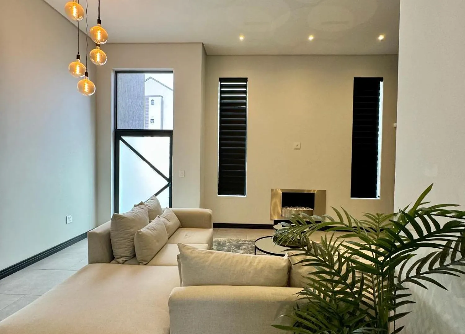 Phoenix Home Cape Town 0*,
